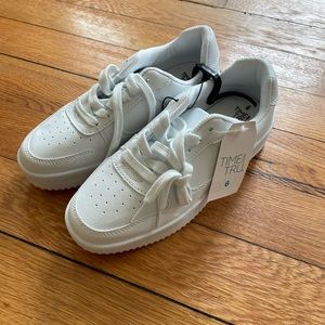 Time and Tru brand new white sneakers